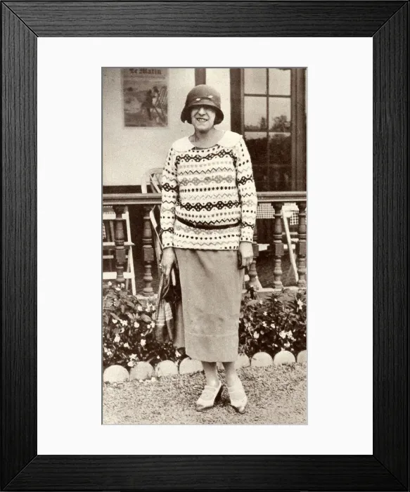 Framed Print : Suzanne Lenglen at Biarritz Framed Print : Suzanne Lenglen at Biarritz