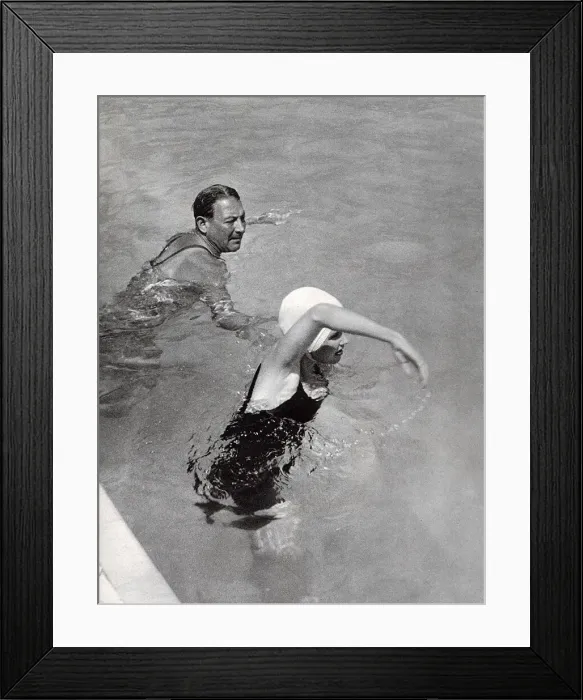 Framed Print : Barbara Hutton swimming at Monte Carlo beach