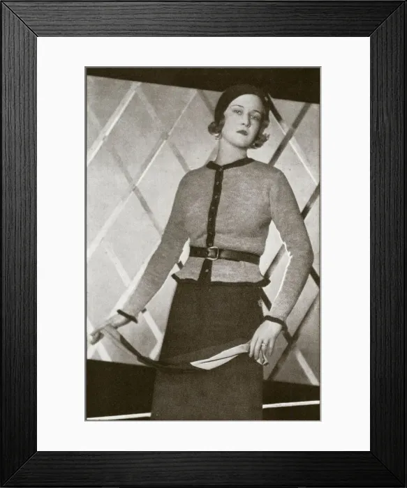 Framed Print : Knitted outfit by Schiaparelli 1930 Framed Print : Knitted outfit by Schiaparelli 1930