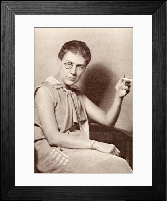 Framed Print : Cicely Courtneidge as an Eton-cropped flapper Framed Print : Cicely Courtneidge as an Eton-cropped flapper