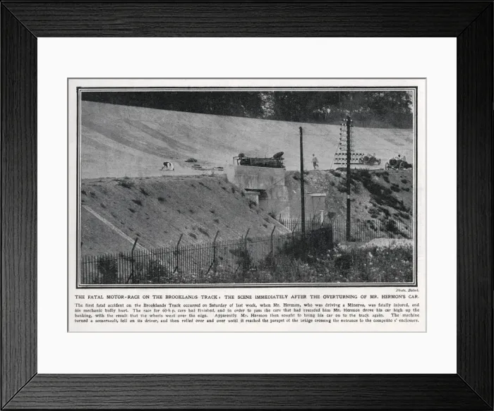 Framed Print : Fatal motor race at Brooklands, 1907 Framed Print : Fatal motor race at Brooklands, 1907