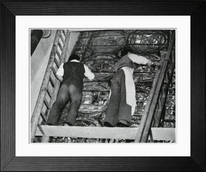 Framed Print : Outbreak of WWII - removing Canterburys priceless glass Framed Print : Outbreak of WWII - removing Canterburys priceless glass