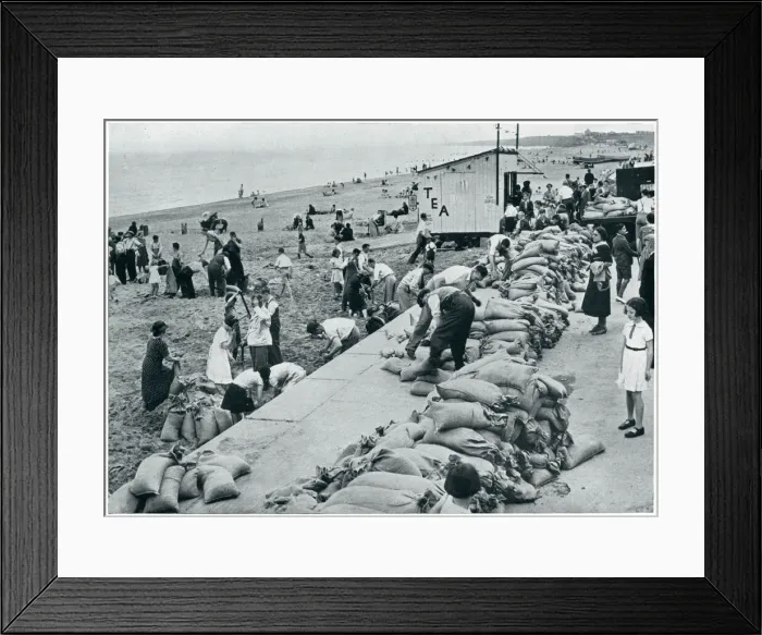 Framed Print : WWII September 1939 Holiday makers filling sandbags