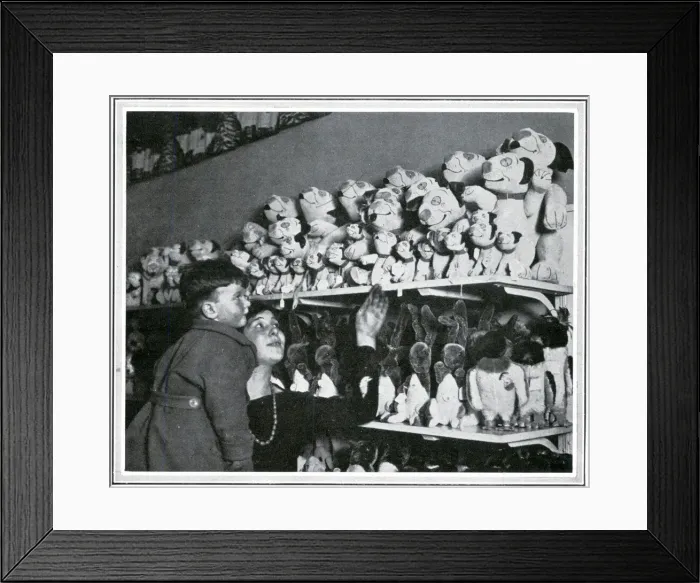 Framed Print : Bonzo toys on sale in a London shop, Christmas 1924 Framed Print : Bonzo toys on sale in a London shop, Christmas 1924