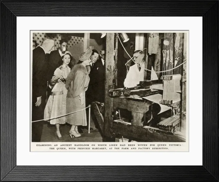 Framed Print : Royal visit to Northern Ireland - examining a handloom Framed Print : Royal visit to Northern Ireland - examining a handloom
