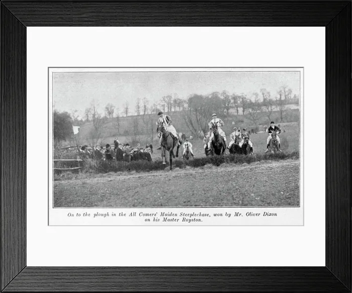Framed Print : West Surrey Staghounds Point-to-point races at Slyfield Framed Print : West Surrey Staghounds Point-to-point races at Slyfield
