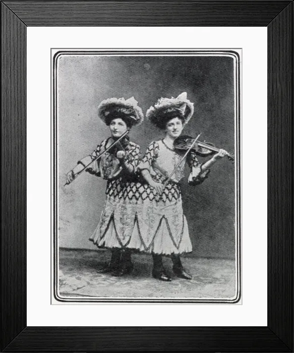 Framed Print : Siamese twins, Rosa and Josphine Blazek 1910 Framed Print : Siamese twins, Rosa and Josphine Blazek 1910