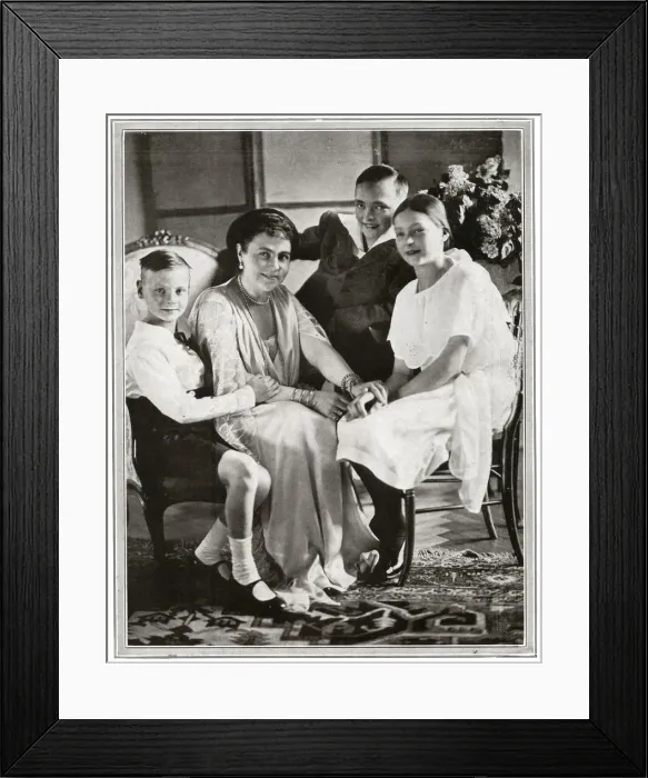 Framed Print : Princess Hermine of Reuss, second wife of the ex-Kaiser Framed Print : Princess Hermine of Reuss, second wife of the ex-Kaiser