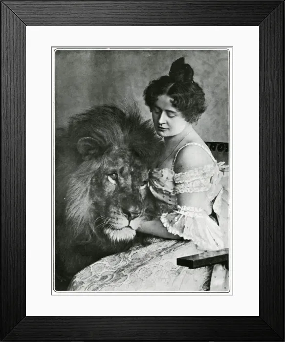 Framed Print : Claire Heliot, lion tamer