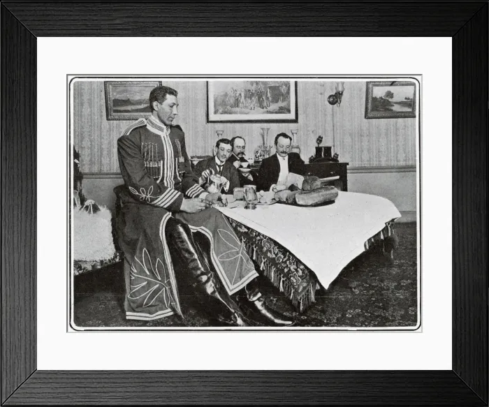 Framed Print : Machnow eating breakfast at the London Hippodrome