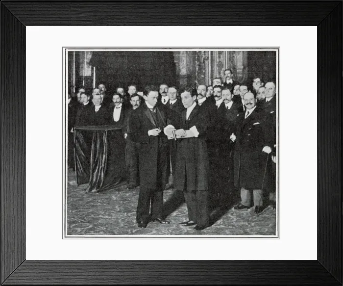Framed Print : Houdini & Daily MIrror Challenge