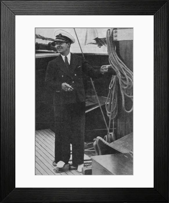 Framed Print : Joe Carstairs in racing boat Newg II