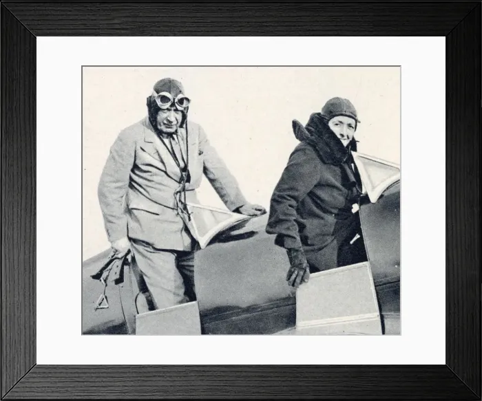 Framed Print : Brigadier-General and Mrs A. C. Lewin set off from Heston on a flight to their home in
