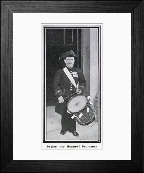 Framed Print : Royal Hospital Chelsea, Pegley the drummer 1902