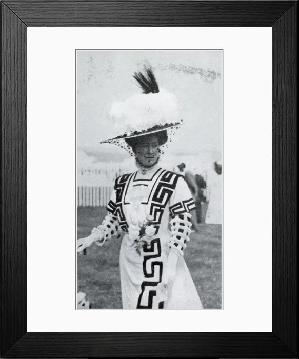 Framed Print : Woman wearing a elegant dress for Royal Ascot. Date: June 1909 Framed Print : Woman wearing a elegant dress for Royal Ascot. Date: June 1909