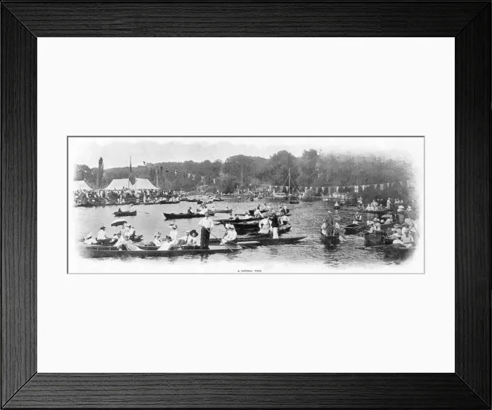 Framed Print : A general view of Wargrave Regatta on the River Thames in Wargrave in Berkshire Framed Print : A general view of Wargrave Regatta on the River Thames in Wargrave in Berkshire