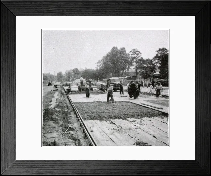 Framed Print : Cromwell Road Extension - Laying down the under-surface