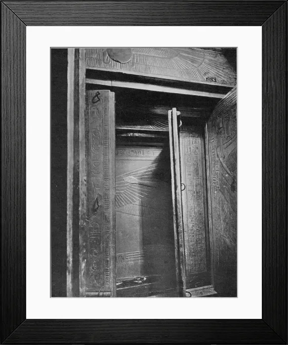 Framed Print : The huge sarcophagus of crystalline sandstone, seen with its enclosing golden walls. Date: 1924 Framed Print : The huge sarcophagus of crystalline sandstone, seen with its enclosing golden walls. Date: 1924