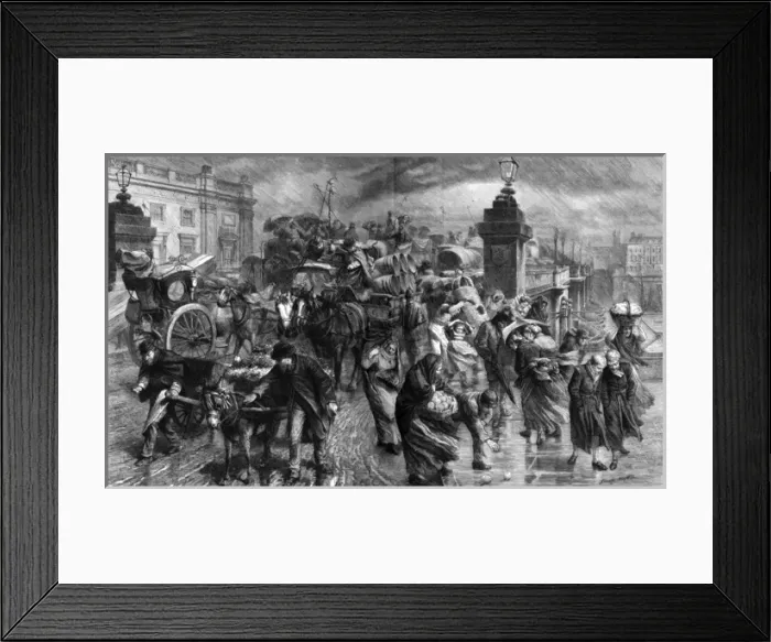 Framed Print : Traffic congestion on London Bridge in bad weather Framed Print : Traffic congestion on London Bridge in bad weather