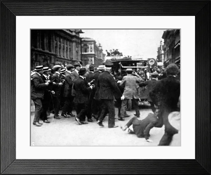 Framed Print : Crowds cheering Mr. Asquiths car Framed Print : Crowds cheering Mr. Asquiths car