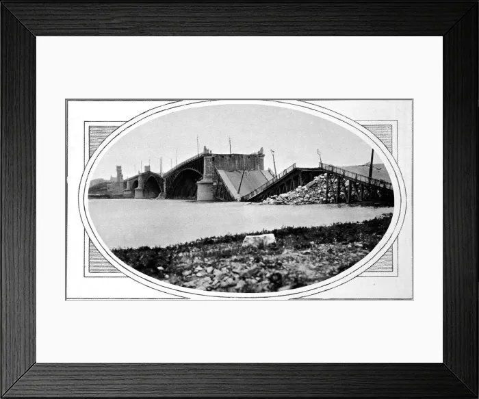 Framed Print : Blown-up bridge in Warsaw Framed Print : Blown-up bridge in Warsaw