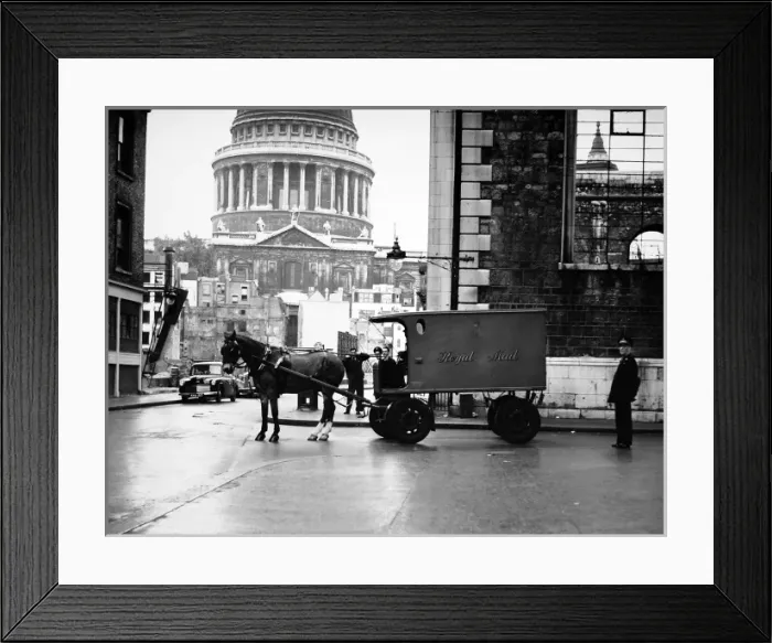 Framed Print : Last horse-drawn mail van Framed Print : Last horse-drawn mail van