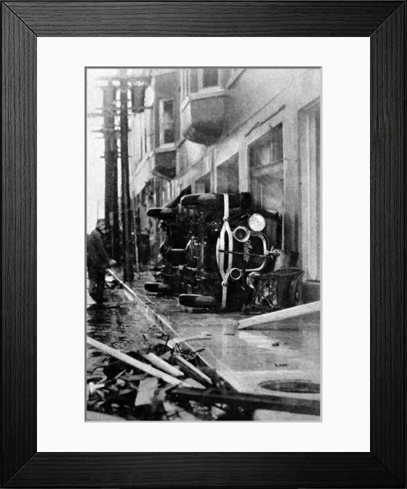 Framed Print : Evidence of strong wind, Miami Framed Print : Evidence of strong wind, Miami