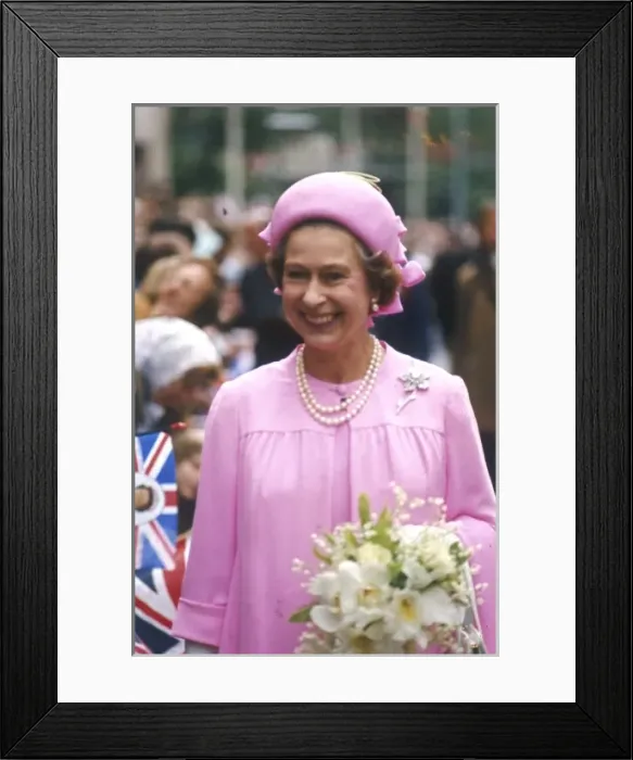 Framed Print : Elizabeth Silver Jubilee Framed Print : Elizabeth Silver Jubilee