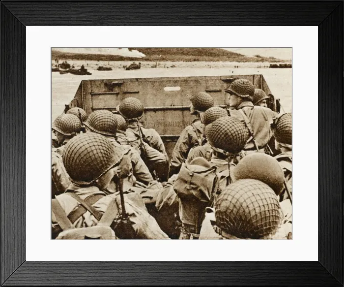 Framed Print : American Troops heading for Normandy on D-Day; Second Worl Framed Print : American Troops heading for Normandy on D-Day; Second Worl