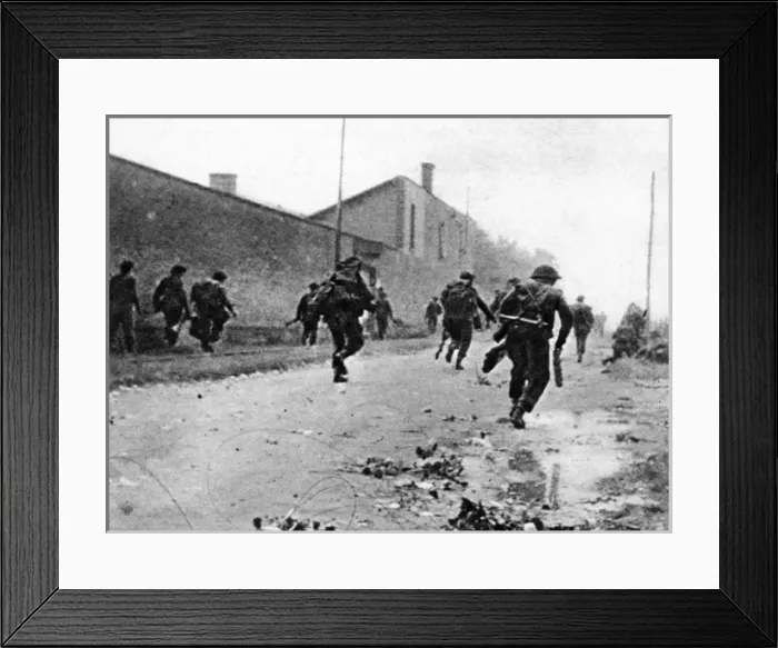 Framed Print : British Commandos Advancing in Normandy; Second World War, 1 Framed Print : British Commandos Advancing in Normandy; Second World War, 1