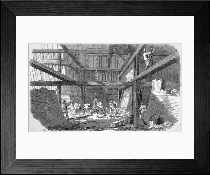 Framed Print : Commencement of the tunnel at Kings Cross