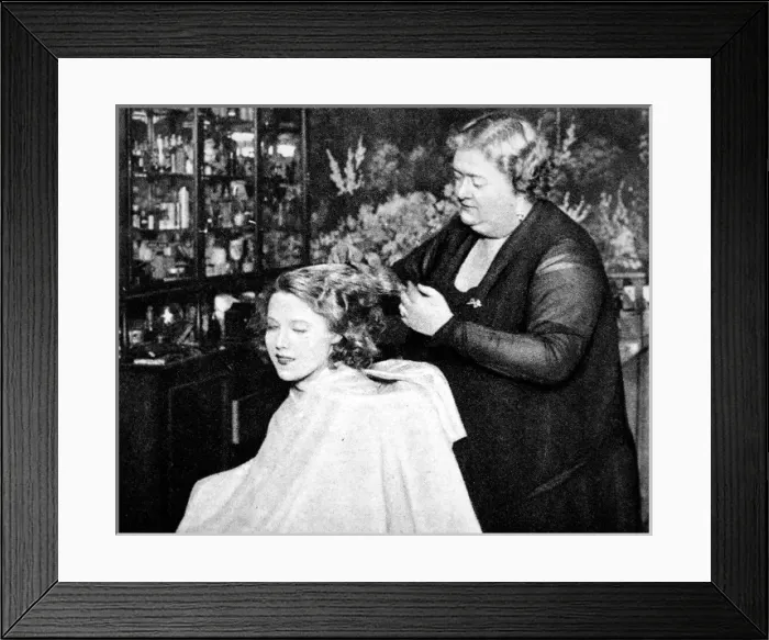Framed Print : Hollywood hair dressing salon, Miss Annie Ondra having her h Framed Print : Hollywood hair dressing salon, Miss Annie Ondra having her h