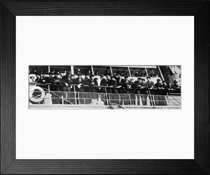 Framed Print : The home coming of the 210 survivors of the Titanics crew Framed Print : The home coming of the 210 survivors of the Titanics crew
