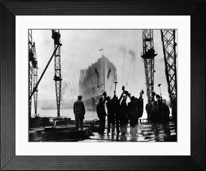 Framed Print : The Launch of R. M. S. Queen Mary, Clydebank, September 1934