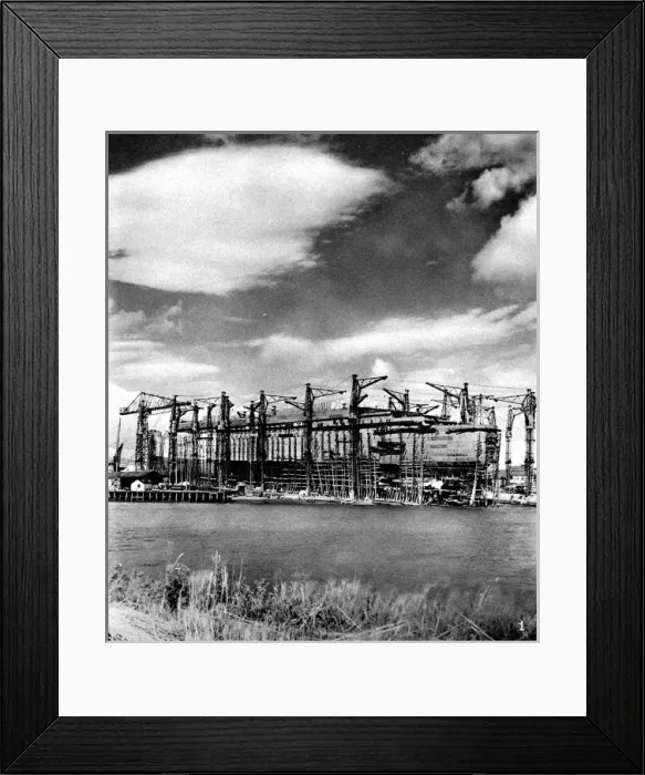 Framed Print : R. M. S. Queen Mary under construction, Clydebank, September Framed Print : R. M. S. Queen Mary under construction, Clydebank, September