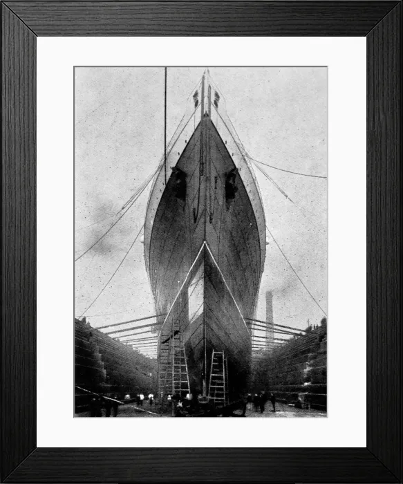 Framed Print : SS Lusitania, 1907 Framed Print : SS Lusitania, 1907