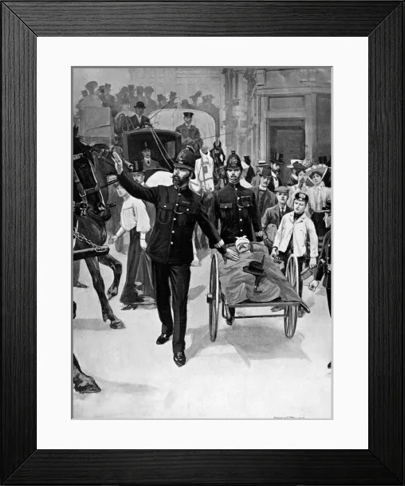 Framed Print : Transporting patients through busy London streets Framed Print : Transporting patients through busy London streets