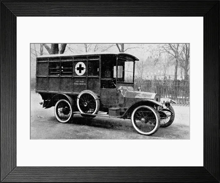 Framed Print : A motor ambulance supplied by Carters, New Cavendish Street Framed Print : A motor ambulance supplied by Carters, New Cavendish Street