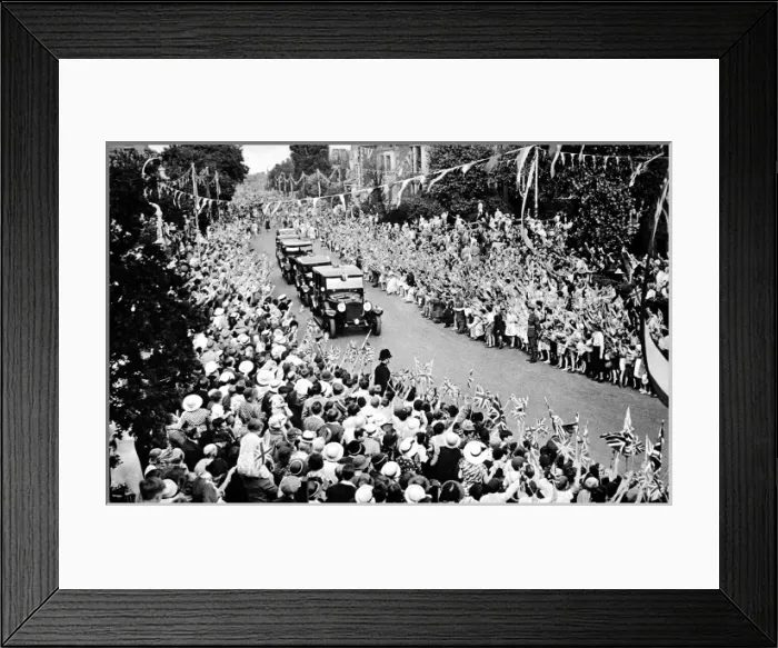Framed Print : King George V driving through Portsmouth, 1935 Framed Print : King George V driving through Portsmouth, 1935