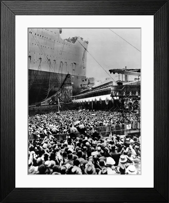 Framed Print : King George V and Queen Mary at the Launch of the Queen Mary Framed Print : King George V and Queen Mary at the Launch of the Queen Mary