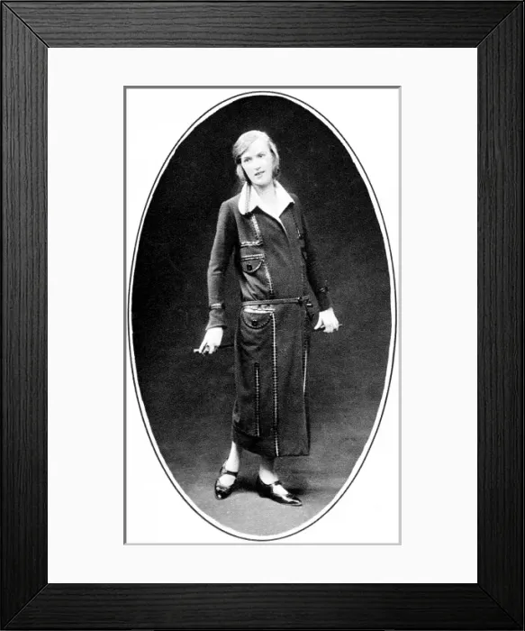 Framed Print : Fashion for September 1923