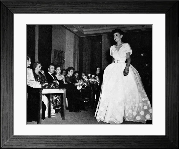 Framed Print : Maggy Rouff Spring Fashion Show, 1948
