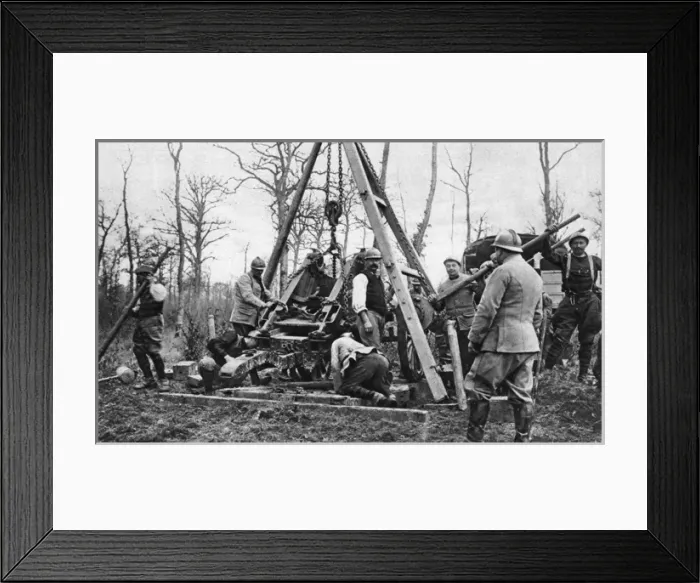 Framed Print : French gunners positioning a heavy gun-carriage Framed Print : French gunners positioning a heavy gun-carriage