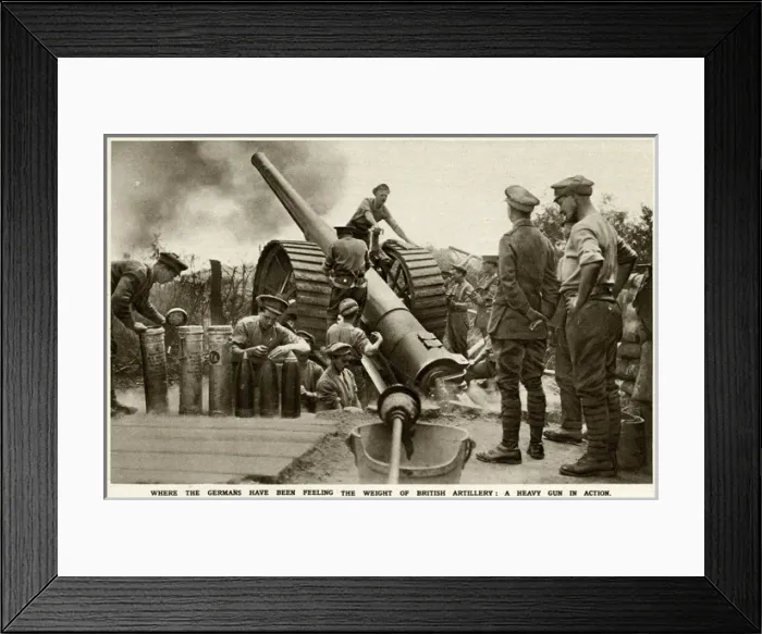 Framed Print : A British heavy artillery gun in action Framed Print : A British heavy artillery gun in action