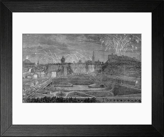 Framed Print : The Illumination of Edinburgh Old Town to celebrate the Marr