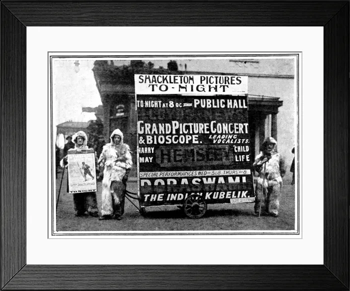 Framed Print : Polar Sandwich-men advertising a screening of Shackleton Pol