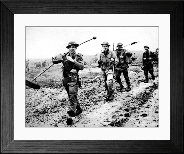 Framed Print : Troops of the Royal Canadian Engineers, Italy; Second World Framed Print : Troops of the Royal Canadian Engineers, Italy; Second World