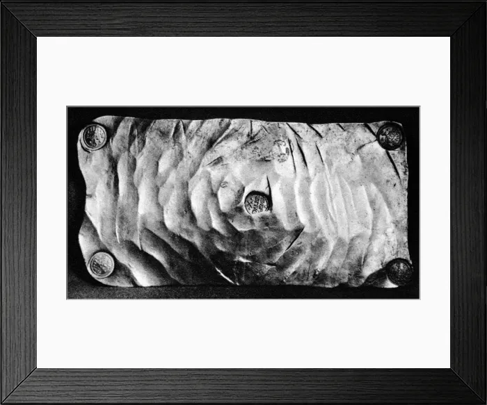 Framed Print : Replica Swedish Ten-Daler Coin, 1937 Framed Print : Replica Swedish Ten-Daler Coin, 1937