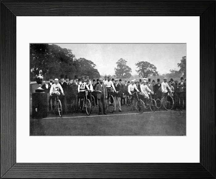 Framed Print : The 24 hour Bicycle Race at Herne Hill, 1892 Framed Print : The 24 hour Bicycle Race at Herne Hill, 1892