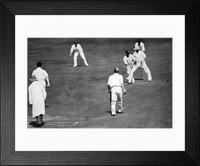 Framed Print : J. B. Hobbs scores the run to make his 126th Century, 1926 Framed Print : J. B. Hobbs scores the run to make his 126th Century, 1926